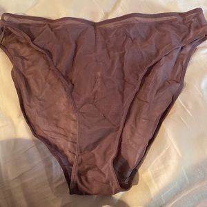 NWT SKIMS Bikini Brief High Waisted Panties Plum 2X seasonal color
